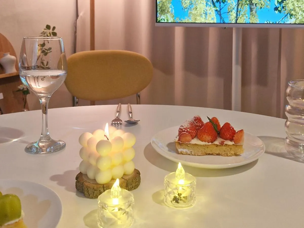 Lägenhet Lala House Busan Jeonpo Cafe Street